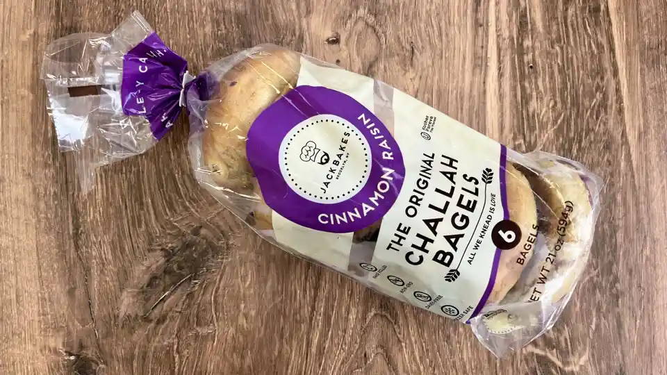 Challah Bagels: Cinnamon Raisin
