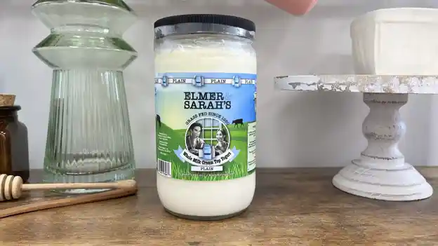 Plain Yogurt (Glass Quart)