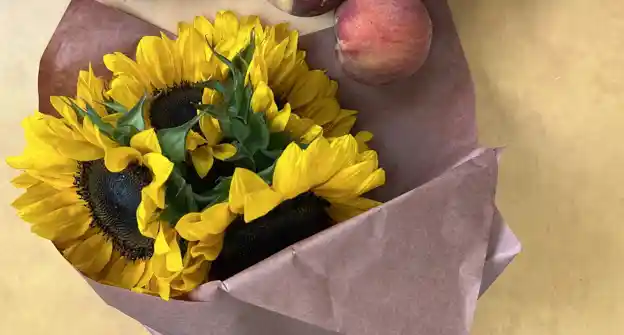 Flower Bouquet: Sunflowers